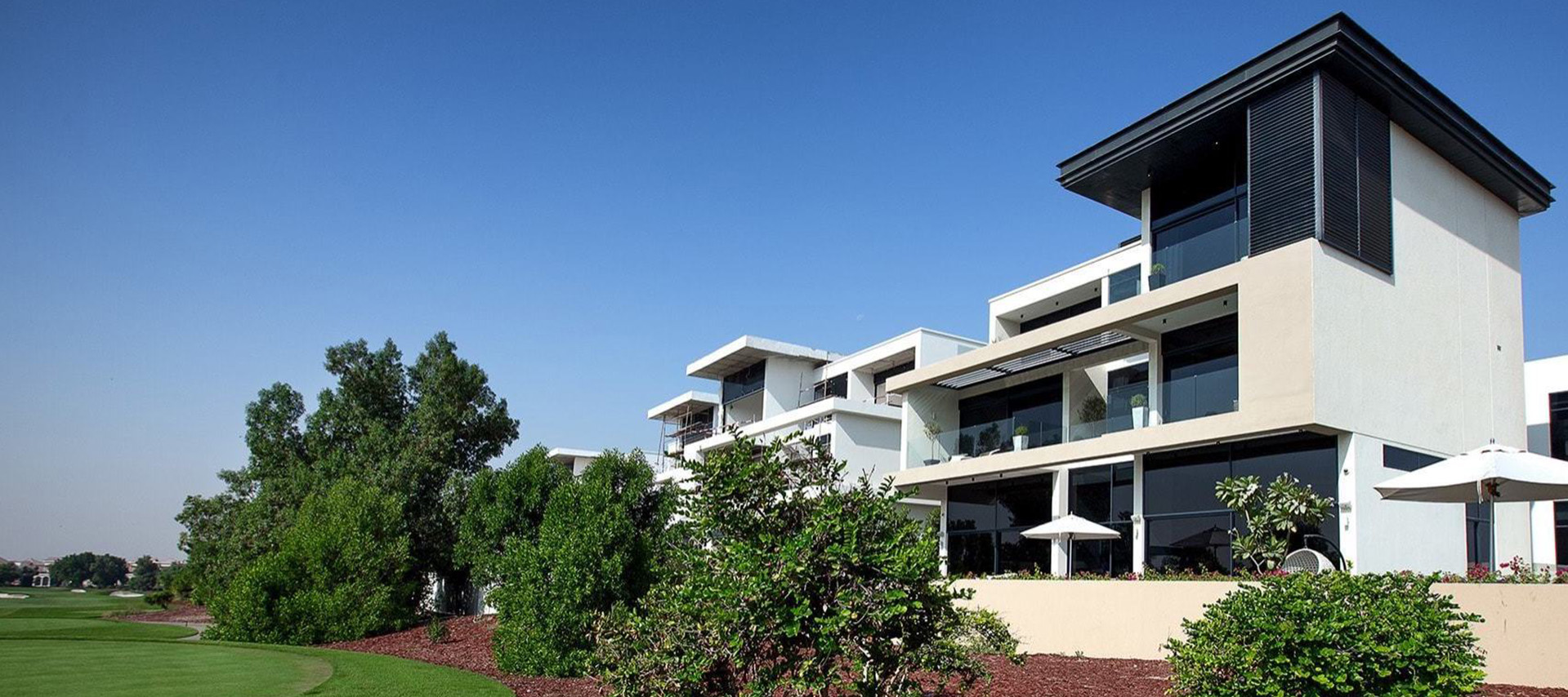 Hillside Villas for Sale in Jumeirah Golf Estates, Dubai